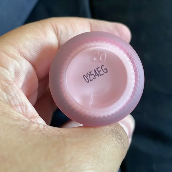 Laura Mercier Pure Canvas Power Primer Supercharged Essence - Picture 3 of 4